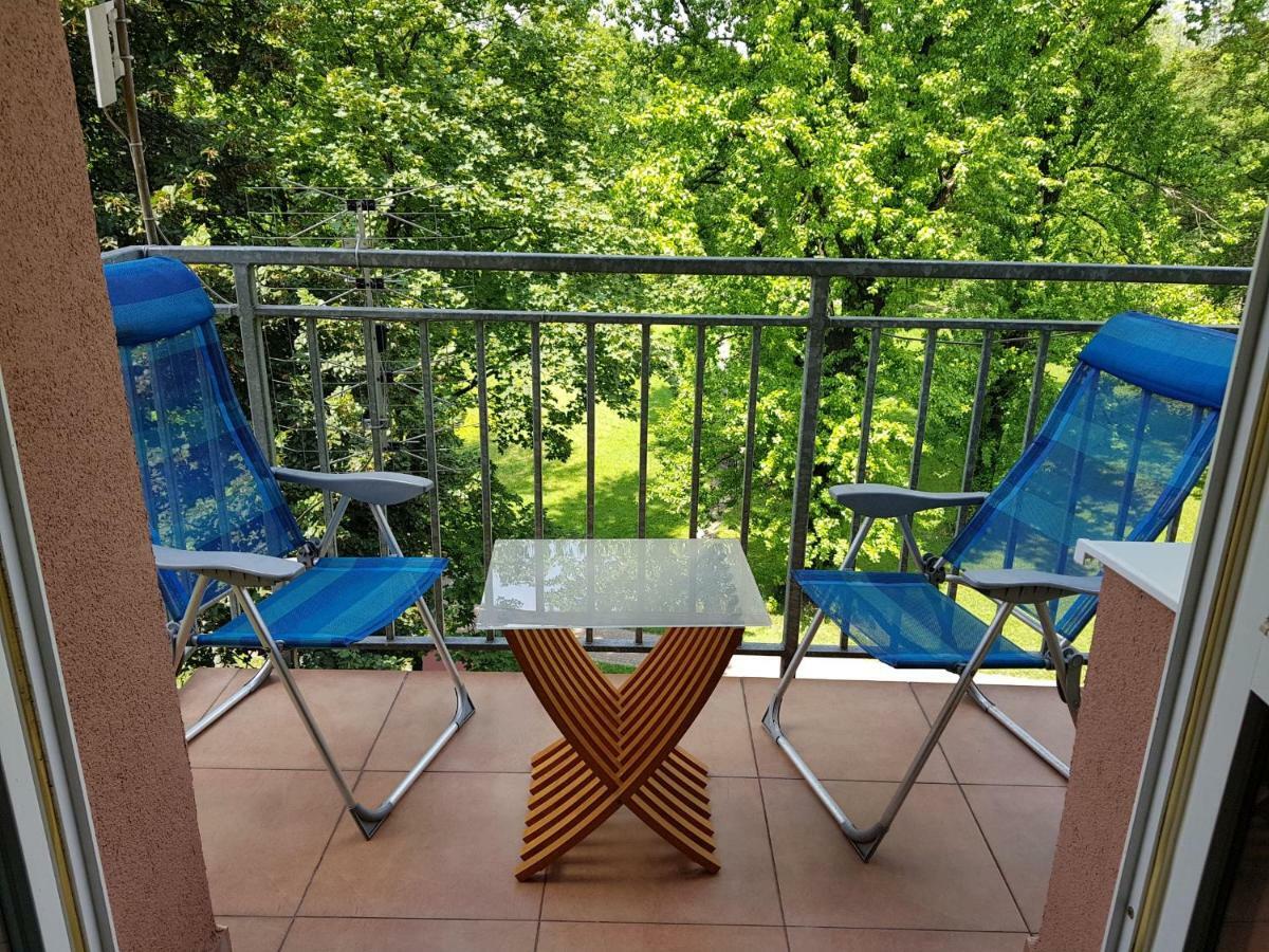 Apartament Rsl Ruda Slaska Exteriör bild